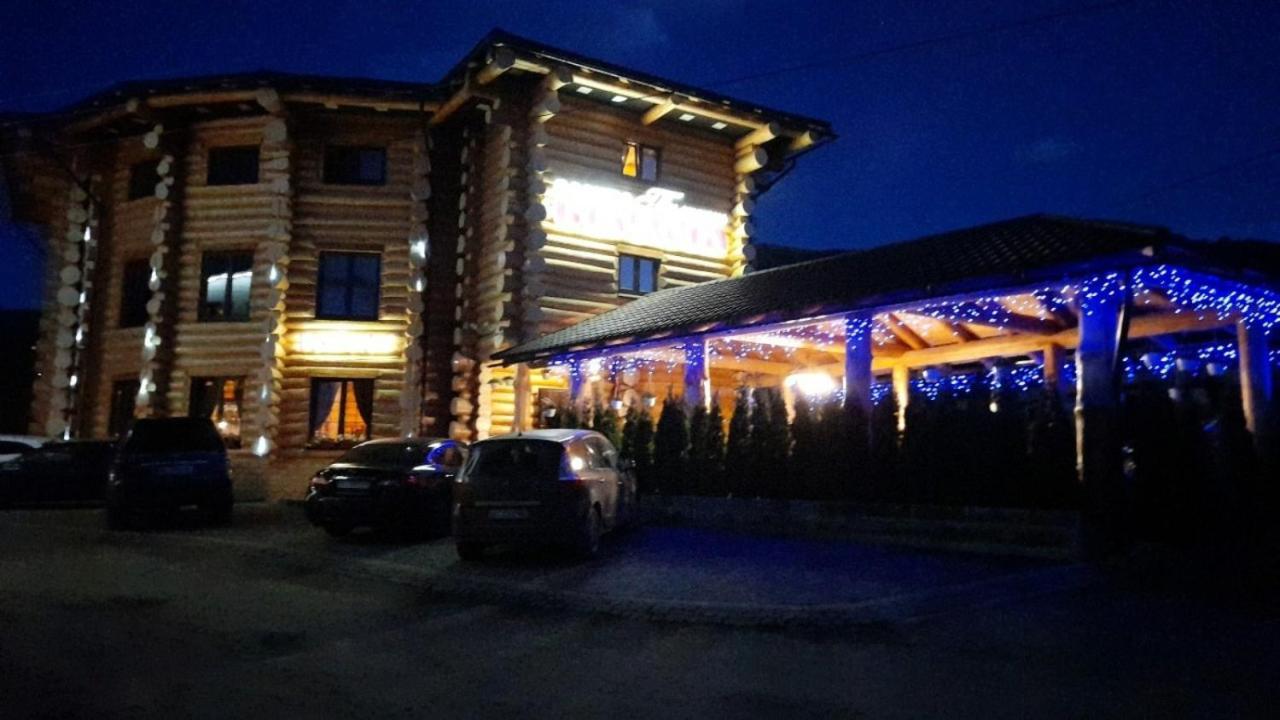 Berloga Pylypets Hotel Pilipets ภายนอก รูปภาพ